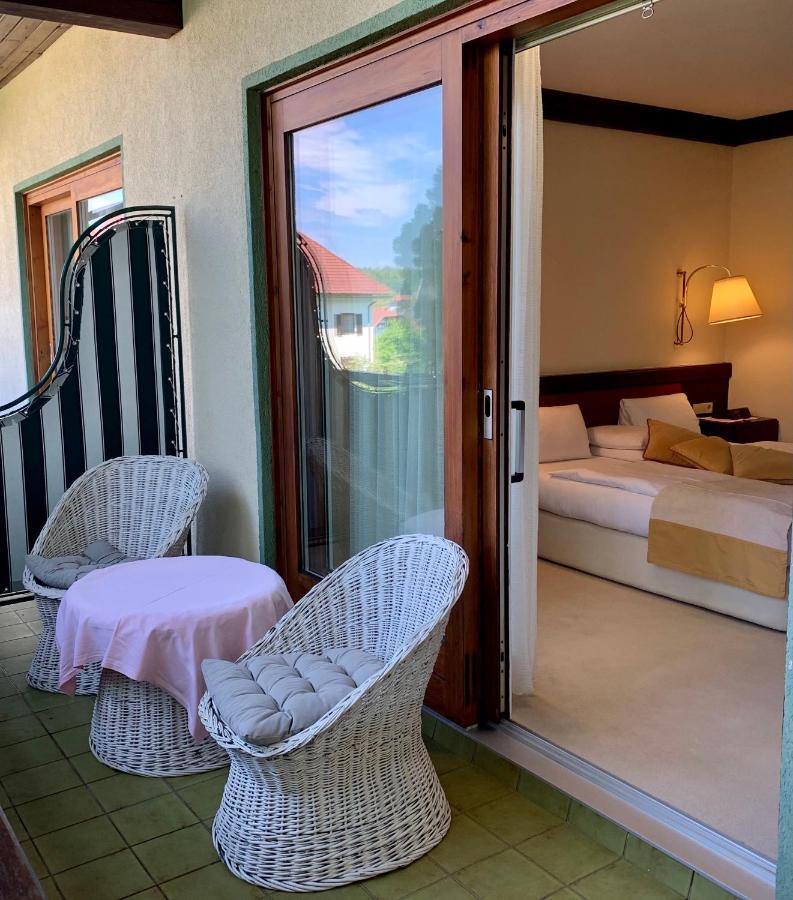 פאק אם סי Dietrichsteinerhof Apartments & Rooms מראה חיצוני תמונה